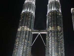 Petronas toren bij nacht