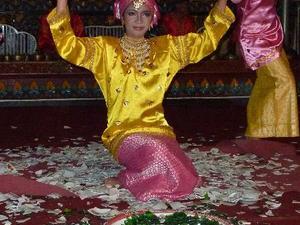 Minangkabau dansvoorstelling Bukittinggi
