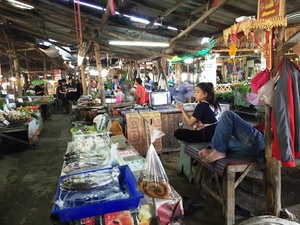 Kad Tung Kwian markt