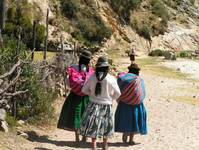 Lokale vrouwen in Bolivia met bolhoedjes