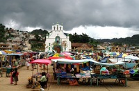 Lokale bevolking op de markt van Chamula Mexico