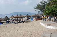 Vietnam en Cambodja Nha Trang strand Djoser 