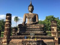 Sukhothai park boeddha Thailand Djoser
