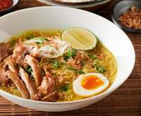 Soto Ayam soep Indonesië