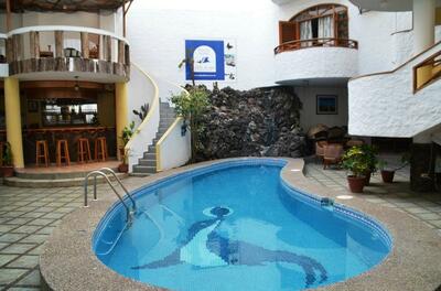 Hotel Lobo de Mar zwembad Santa Cruz Galapagos