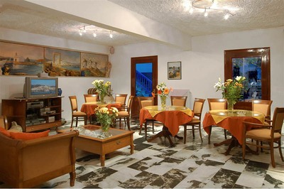 Griekenland hotel overnachting accommodatie lobby Djoser 