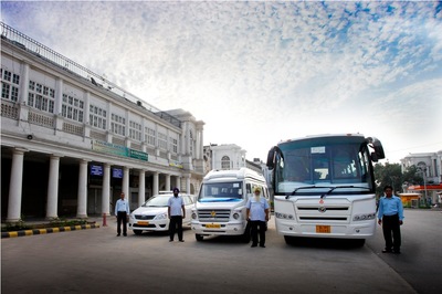 India en nepal bus vervoersmiddel rondreis Djoser Family