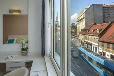 Hotel kamer uitzicht Jadran Donji Seget Kroatie