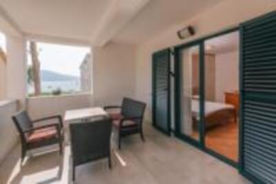 Hotel Galia Prcanj Kotor uitzicht vanuit het terras