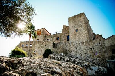 Castillo de castellar family djoser andalusie