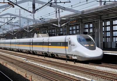 Shinkansen Hikari Japan Djoser