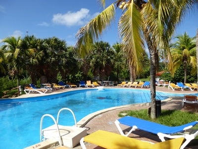 Cuba hotel zwembad overnachting accommodatie fietsvakantie Djoser 