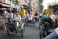 Met de fietsriksja door Saigon