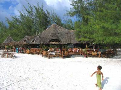 Kenia Tanzania Zanzibar hotel overnachting accommodatie Djoser 