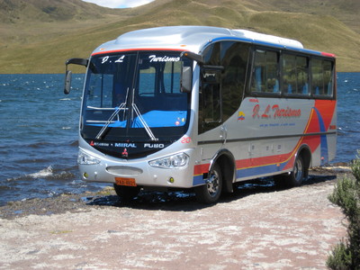 Ecuador Galapagos bus vervoersmiddel Djoser 