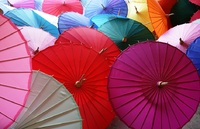 parasols markt chiang mai family djoser