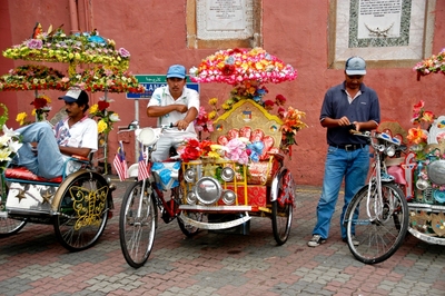 Thailand Maleisie Signapore rondreis Djoser fietstaxi vervoersmiddel 