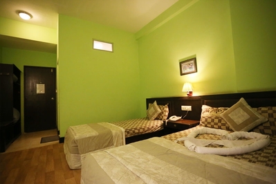 Djoser Nepal Hotel Lumbini Kamer Ananda Inn overnachting accommodatie 