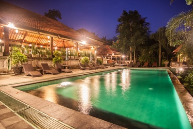 Zwembad hotel Indonesië