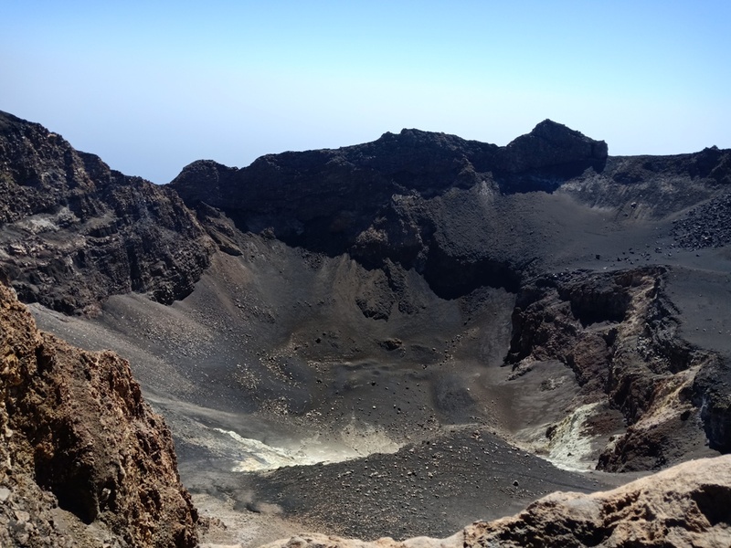 De hoogste vulkaan van Kaapverdië: Over het lavagruis naar 2829 meter