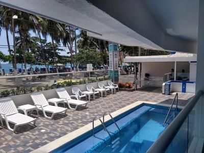 Hotel BE La Sierra zwembad Santa Marta Colombia