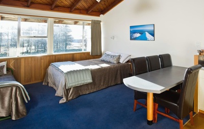 Discovery Lodge kamer Tongariro Nieuw-Zeeland