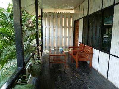 Monywa Hotel Moneywa veranda