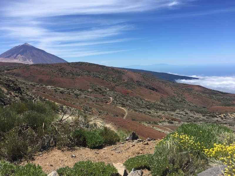 Uitzicht vanaf El Teide over wolkenzee
