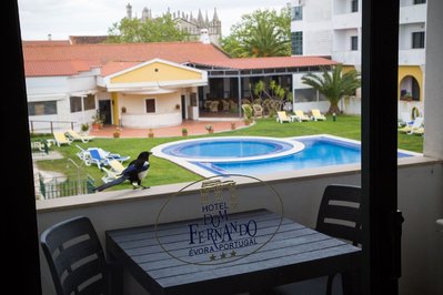 Hotel Dom Fernando zwembad Evora Portugal