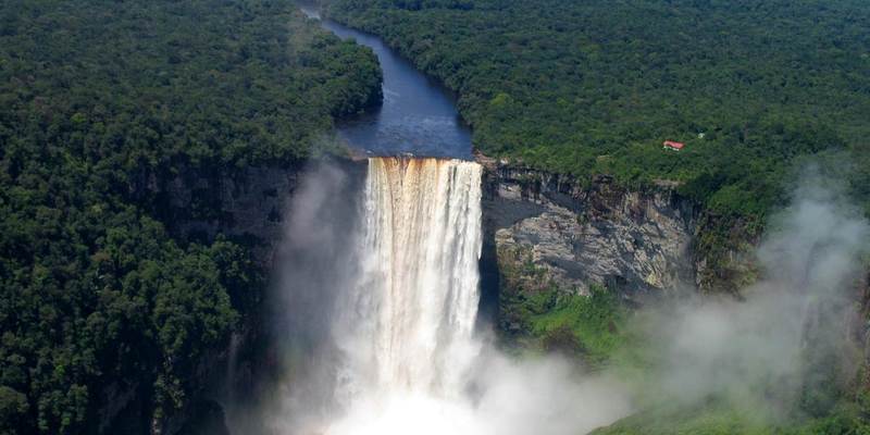 Engels Guyana - Kaieteur waterval