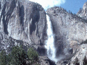 Yosemite - Bridalveil falls