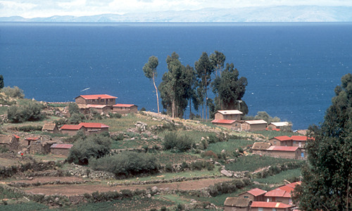 Isla Amantaní - uitzicht over eiland