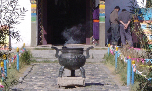 Karakorum - Erdene Zuu klooster wierookvat