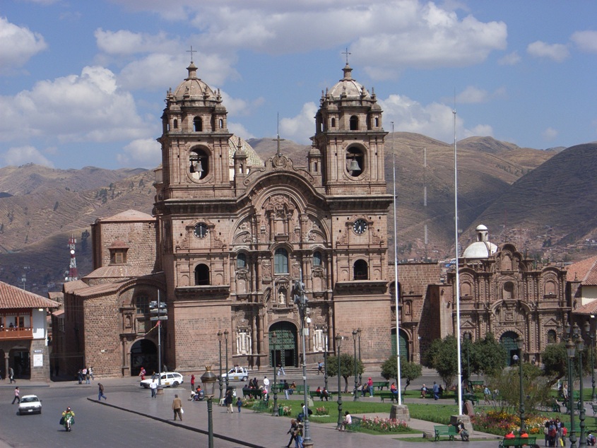 Plaza Cusco Peru Djoser
